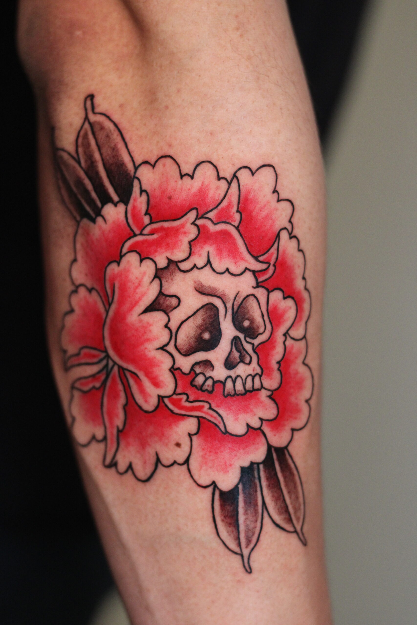 Tattoo artist at work